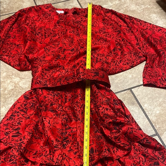 Vintage Lauren Alexandra Red Silk Size 12 Midi Dress - Picture 8 of 15
